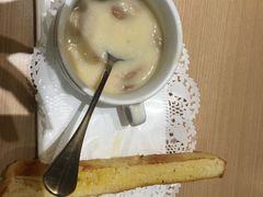 -必胜客(欧亚卖场店)