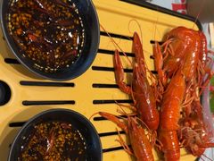 -肥肥虾庄·金牌油焖大虾(汉口城市广场店)