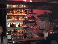 -TASTE ROOM Bar