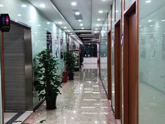 -茂菊口腔连锁(浦东南路店)