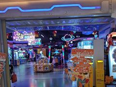 -星舰梦航(广百广场荔胜店)