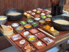 -银米·云南传统过桥米线(双廊黑金冠店)