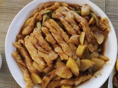 -何适山庄 ·可团建(水长城P2停车场店)