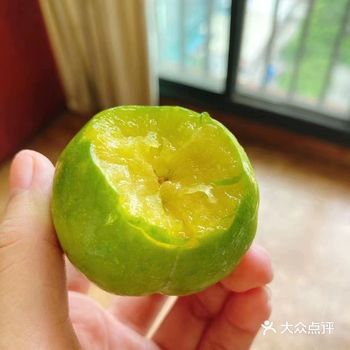 #0元玩转这座城宝子们，见识下李子创造的“果中艺术”
