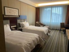 -天下凤凰大酒店