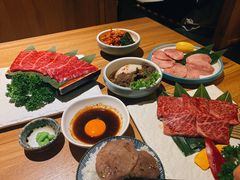 -炼火烤肉店
