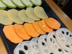 -唯成•韩国炭火烤肉 유성고기