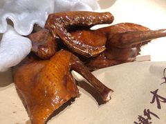 脆皮乳鸽-鸽子侯·家宴·平价海鲜(市图书馆店)