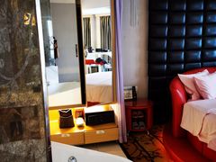 -深圳悦如酒店(香蜜公园车公庙地铁站店)