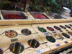 -重庆爽翻天老火锅(临平万达广场店)