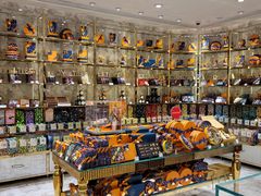 -VENCHI 闻绮(北京国贸商城店)