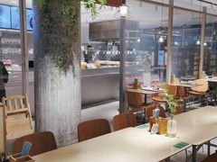 -老乡鸡(上海白玉兰广场店)