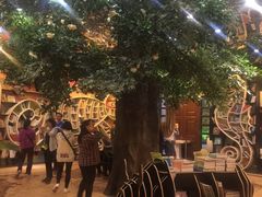 -钟书阁(松江泰晤士小镇店)