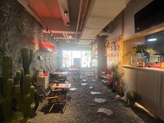 -F+轻食健身赋能空间(中华北路国贸商场店)