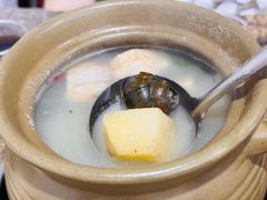 -正宗南铁拉叔沙煲螺·烧烤·秘制靓粥(南铁总店)