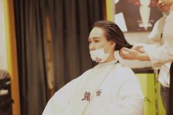 -时尚殿堂明星门店