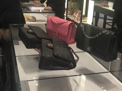 -CHANEL(恒隆广场店)
