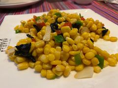 -香巴拉云南餐厅(华莱坞店)