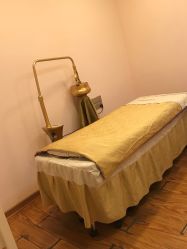 -爱妈月子会所(汕樟总店)