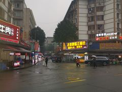 -张公桥美食街