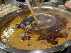 -邓莽子老火锅(中兴路总店)