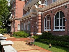 -香港大学