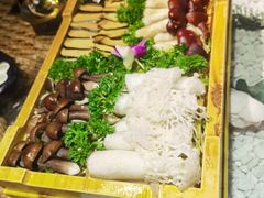 -慢丽江·云南野生菌土鸡锅(西山店)