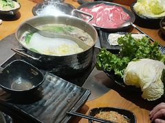 -呷哺呷哺 黄金牧场 (欢乐谷店)