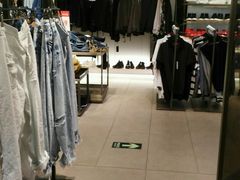 -ZARA(凯德乐峰广场店)