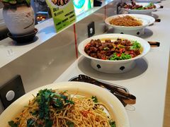 -涨巢·潮玩水疗局