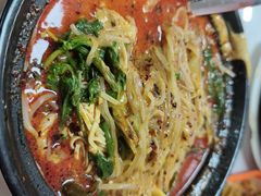 -小街曹师傅砂锅麻辣烫(亚泰大街店)