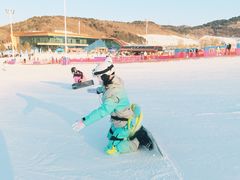-东北亚滑雪场