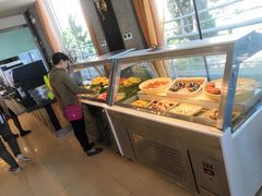 面包甜点陈列柜-海天一色海景自助餐厅(西港花园店)