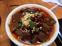 -炉小二铜锅牛蛙•川湘菜(三里屯店)