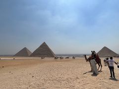 -吉萨金字塔群