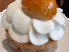 -VERIE BAKEHOUSE