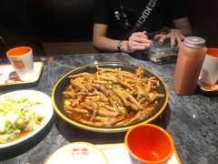 鸡爪煲-胖哥俩肉蟹煲(长沙高铁吾悦广场店)