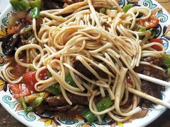 -歹歹的加个面过油肉拌面
