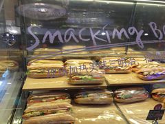 -巴黎贝甜(大宁国际商业广场店)