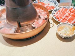 -东镇老火锅(长春路首店)