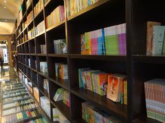 DSC02466-钟书阁(松江泰晤士小镇店)