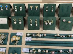 -十八字金·银饰·拼豆·开蚌DIY(魏公芳华里店)