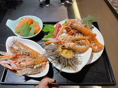 -淡尾·海鲜自助概念餐厅(虹桥南丰城店)