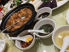 老豆腐煲肥肠-紫玉食府