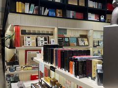 -上海书城(福州路店)