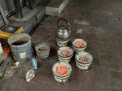 -威邵鸡煲(西华路总店)