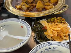 -牛一嘴·兰州牛肉面·大盘鸡(财富中心店)