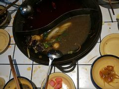 -瓜西西重庆火锅(花溪店)