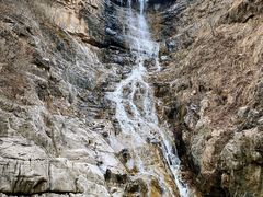 -大平台龙居瀑布旅游区