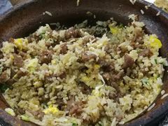窝蛋牛肉煲仔饭-红星光发煲仔饭(大石街店)